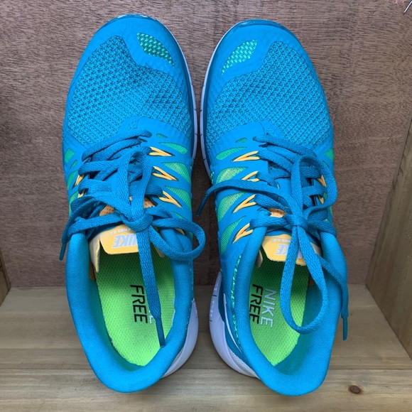 🌎 Nike Free 5.0 Running Sneakers - Picture 5 of 7
